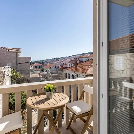 Anna - 20 M From The Sea Apartment *