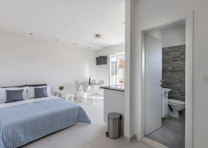 Apartman Anna - 20 M From The Sea